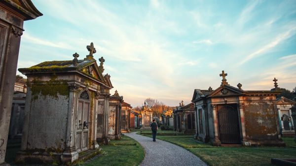 10 raisons captivantes d'explorer le cimetière du Montparnasse